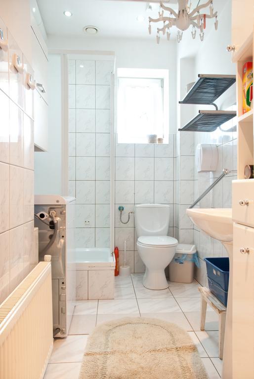Guest House Wanda Walbrzych Bagian luar foto